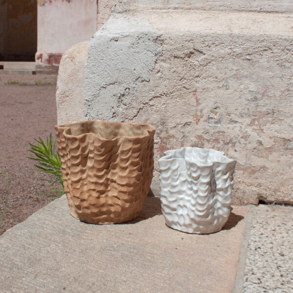 Šamotový květináč - malý