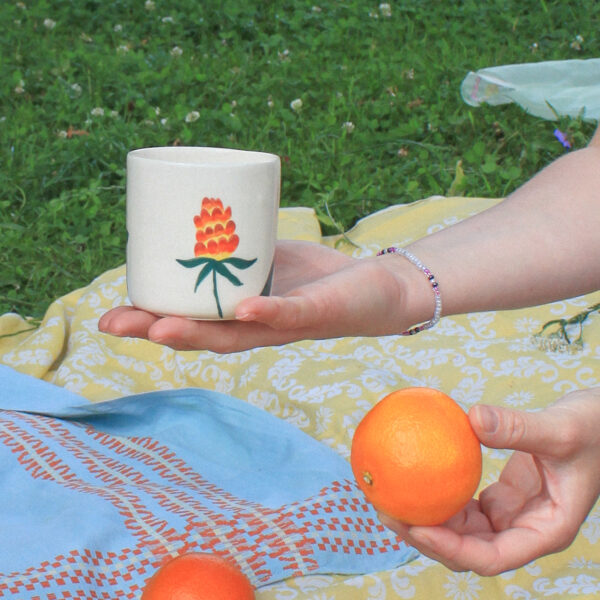 Wild Flower hrnek - Oranžová klejicha